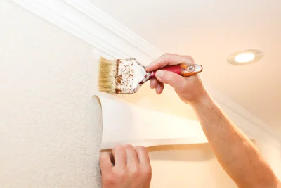 Pose de papier peint à Merviller — revêtements muraux et toiles de verre